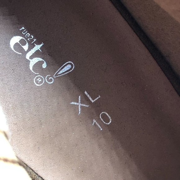 Rue 21 etc! Womens Ankle Booties Peep Toe Heel Faux Suede Zipper Brown Size 10 - Picture 7 of 8